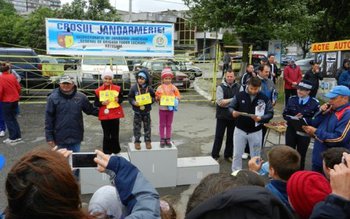 Vezi câștigătorii de la Crosul …