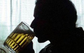 În cât timp iese alcoolul …