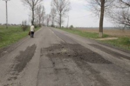 Fonduri promise de CNADNR pentru covoare asfaltice pe drumurile naţionale din judeţul Botoșani