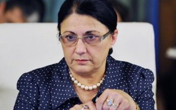 Culegeri de matematică donate de …