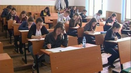 Evaluare Națională 2014: Vezi subiectele la prima probă a examenului, limba și literatura română!