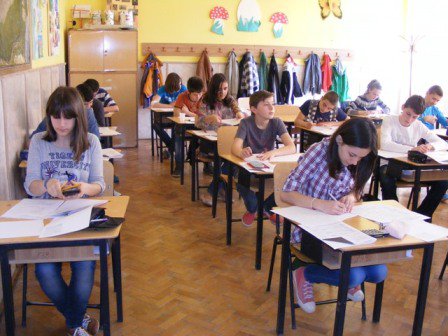 Evaluare Națională 2014: Vezi subiectele la a doua probă a examenului, matematică!