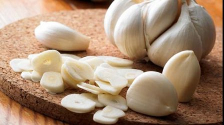 10 beneficii miraculoase ale usturoiului