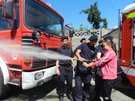 Prima serie de elevi  a absolvit cursurile Şcolii de vară în domeniul situaţiilor de urgenţă