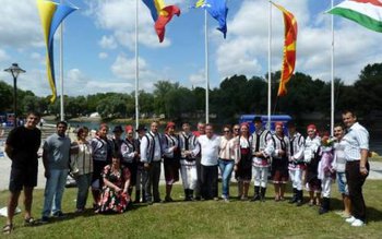 Ansamblul artistic „Hora” din Vlăsinești …