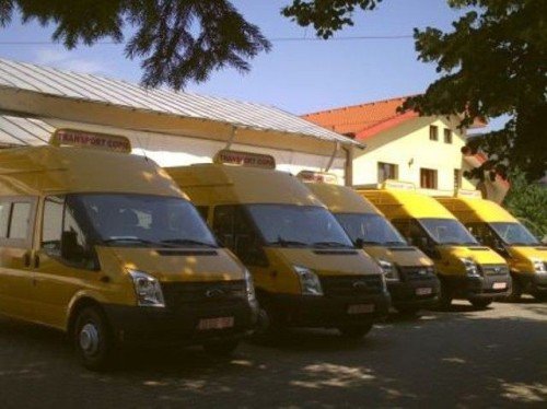 Noi microbuze școlare pentru județul Botoșani