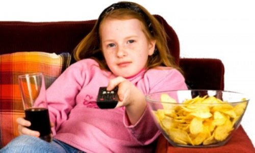 Numărul cazurilor de obezitate în rândul copiilor crește alarmant