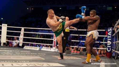 Cătălin Moroşanu revine în ring pe 2 august la Superkombat Constanţa