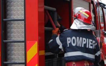 37 de misiuni ale pompierilor …