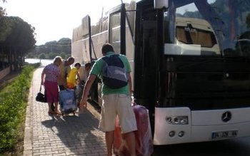 Turiști români, abandonați în Belgrad