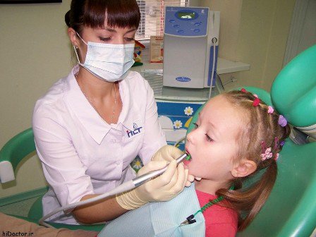 CNAS publică informaţii actualizate la zi cu dentiştii care te pot trata gratuit dacă eşti asigurat la sănătate
