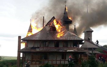 Pompierii dorohoieni solicitați pentru a …