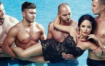 A făcut-o să plângă și …