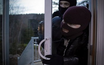 Primăria din Dimăcheni călcată de …