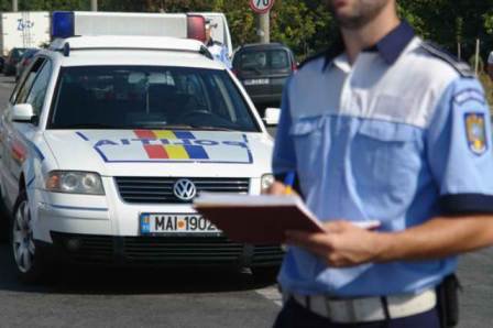 Bărbat de 74 ani, depistat în trafic fără a deține permis de conducere