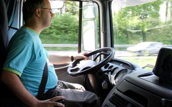 Șoferi de camion căutați în …