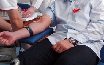 Campanie care încurajează donarea de …