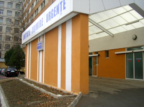 Bărbat ajuns de urgență la spital după ce a fost bătut de soţul fostei amante