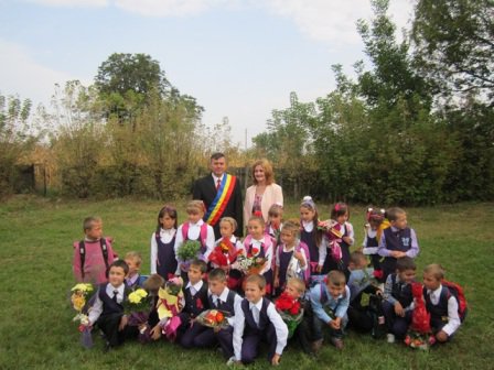 Debut de an școlar în comuna Ibănești – Împreună pentru copiii noștri!