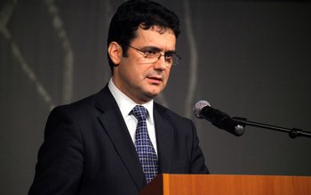 Ministrul Educaţiei riscă demiterea. Ponta …