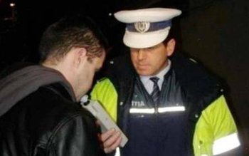 Doi tineri din Hudești și …