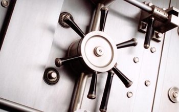 De marți, secretul bancar a …