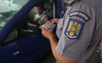 Două autoturisme radiate din circulaţie …