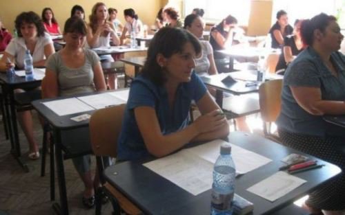 Definitivat 2015: Calendarul şi metodologia examenului de definitivare. Când susţin dascălii proba scrisă