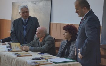 O nouă lansare de carte …