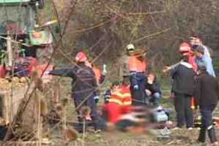 Șocant! La doar 28 de ani a murit după ce a fost strivit de roata tractorului cu care ara