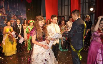 Miss și Mister Boboc 2014: …