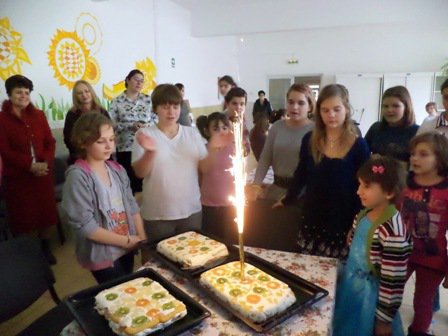 Elevi de la Școala Gimnazială nr. 11 Botoșani în vizită la Centrul de plasament „Prietenia”