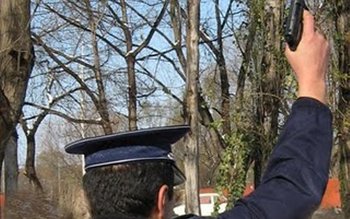Traficant împuşcat la Suceava, poliţiştii …