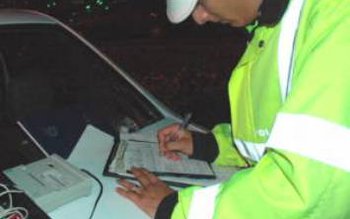 Șoferi depistaţi la volan, deşi …