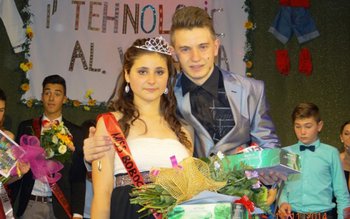 Tradiţie şi modernitate, pe scena …