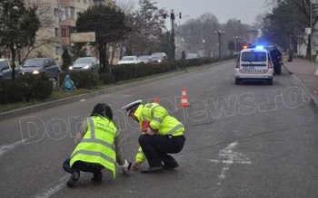 Patru eleve izbite de o …