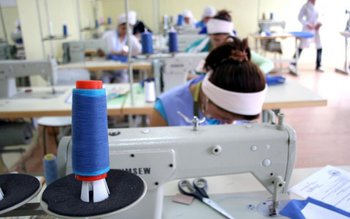 Societate comercială sancționată pentru muncă …