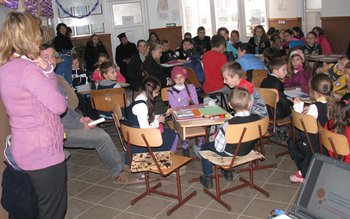 Școala Gimnazială „Mihail Sadoveanu” Dumbrăvița: …