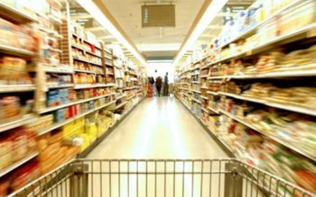 Programul magazinelor de sărbători