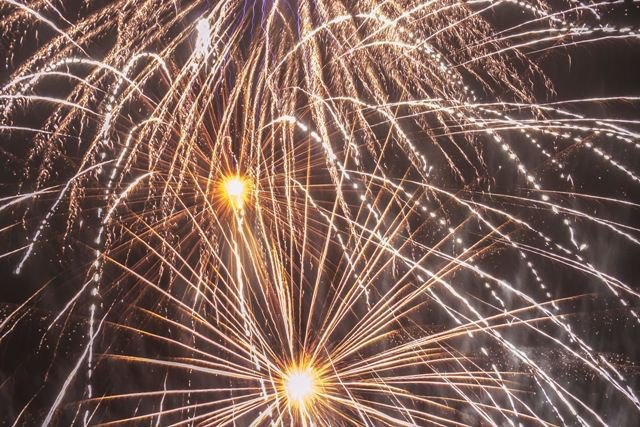 Foc de artificii spectaculos la Dorohoi, la cumpăna dintre ani! Vezi VIDEO!