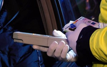 Au petrecut la cumpăna dintre …