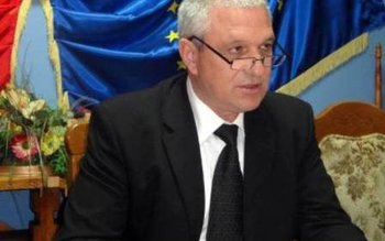 Prefectul: Comasare fără reduceri de …