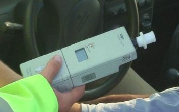 Bărbat depistat băut la volan …