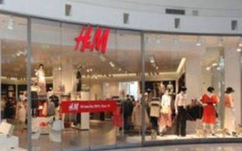 H&M face angajări în toată …