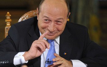 Băsescu amenință Guvernul cu judecata
