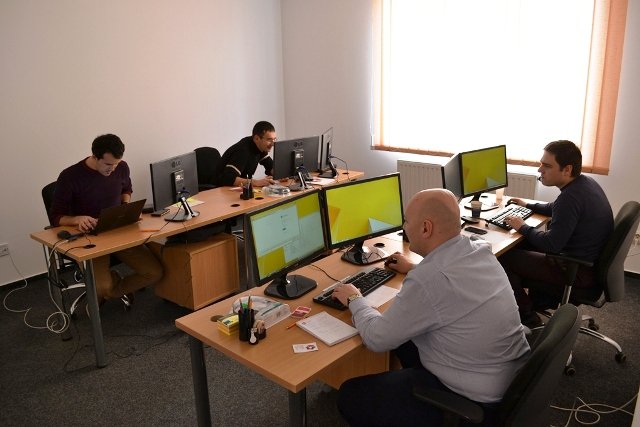 Se caută programatori români de elită. Olandezii deschid un nou centru tehnologic de excelență în România