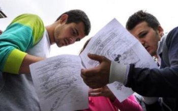 Cum scapă 17.000 de elevi …