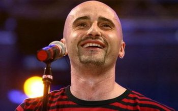 Adevaratul motiv pentru care Voltaj …