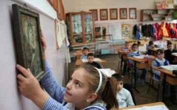Biserica Ortodoxă vrea promovarea orei …