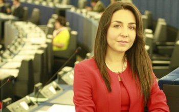 Claudia Tapardel a promovat România …
